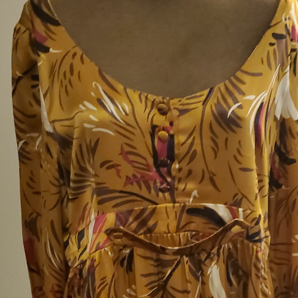 VERTIGO PARIS silk beautifully pattern mini dress
